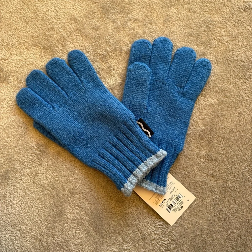 NWT Crayola x Kohls Princess Blue Kid's Gloves Age 6-14